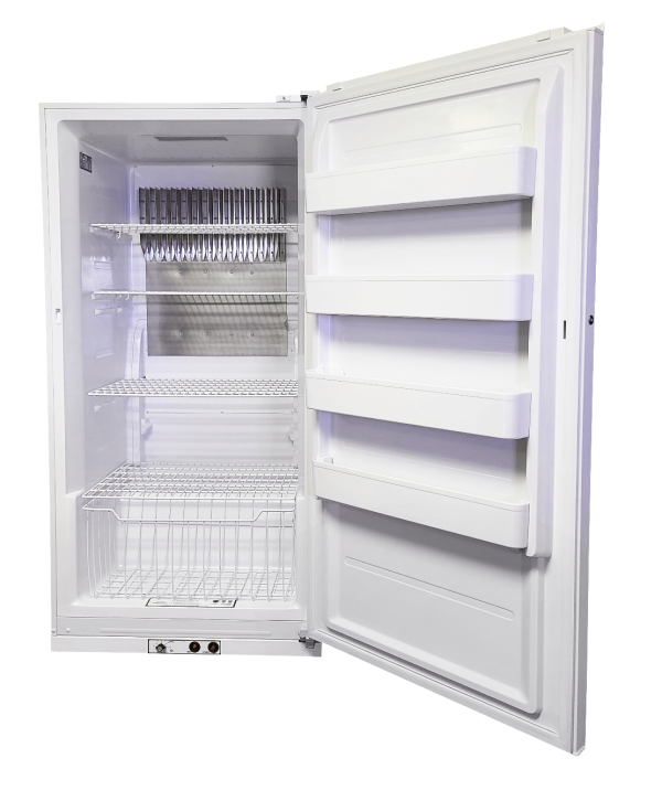 EZ Freeze 18 Cubic Foot Total Refrigerator